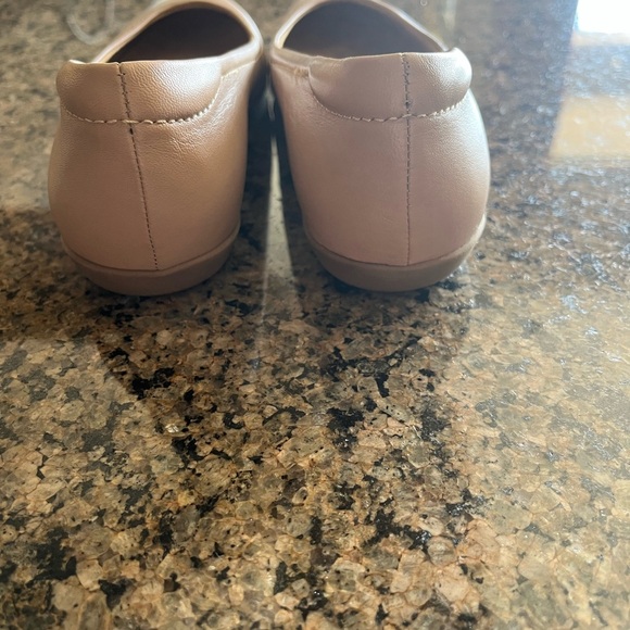 Naturalizer Vivienne Ballet Flat Shoes - Picture 5 of 8